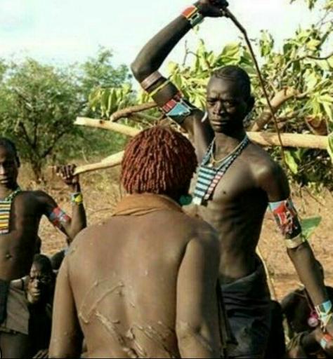 سنت های عجیب و غریب آفریقایی!!