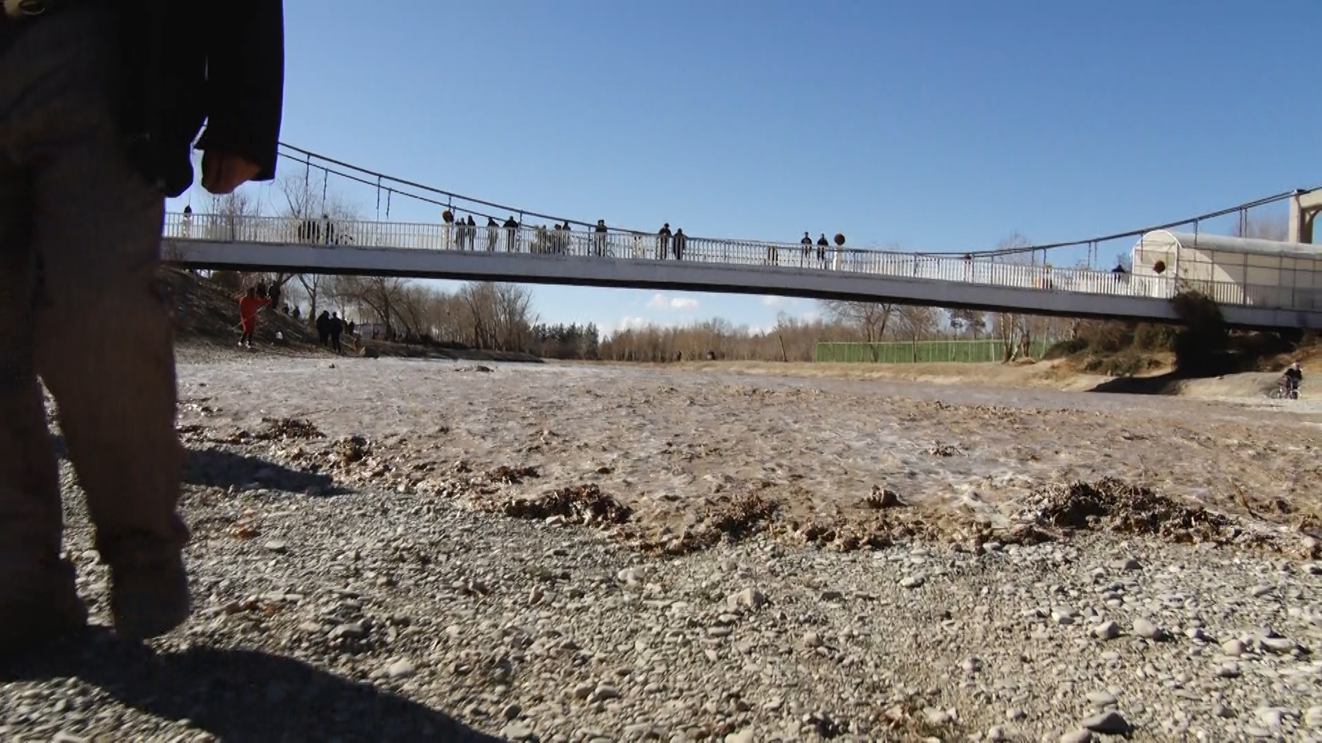 زاینده رود من کو؟(خبر در حال بارگذاری) زاینده رود من کو؟(خبر در حال بارگذاری)