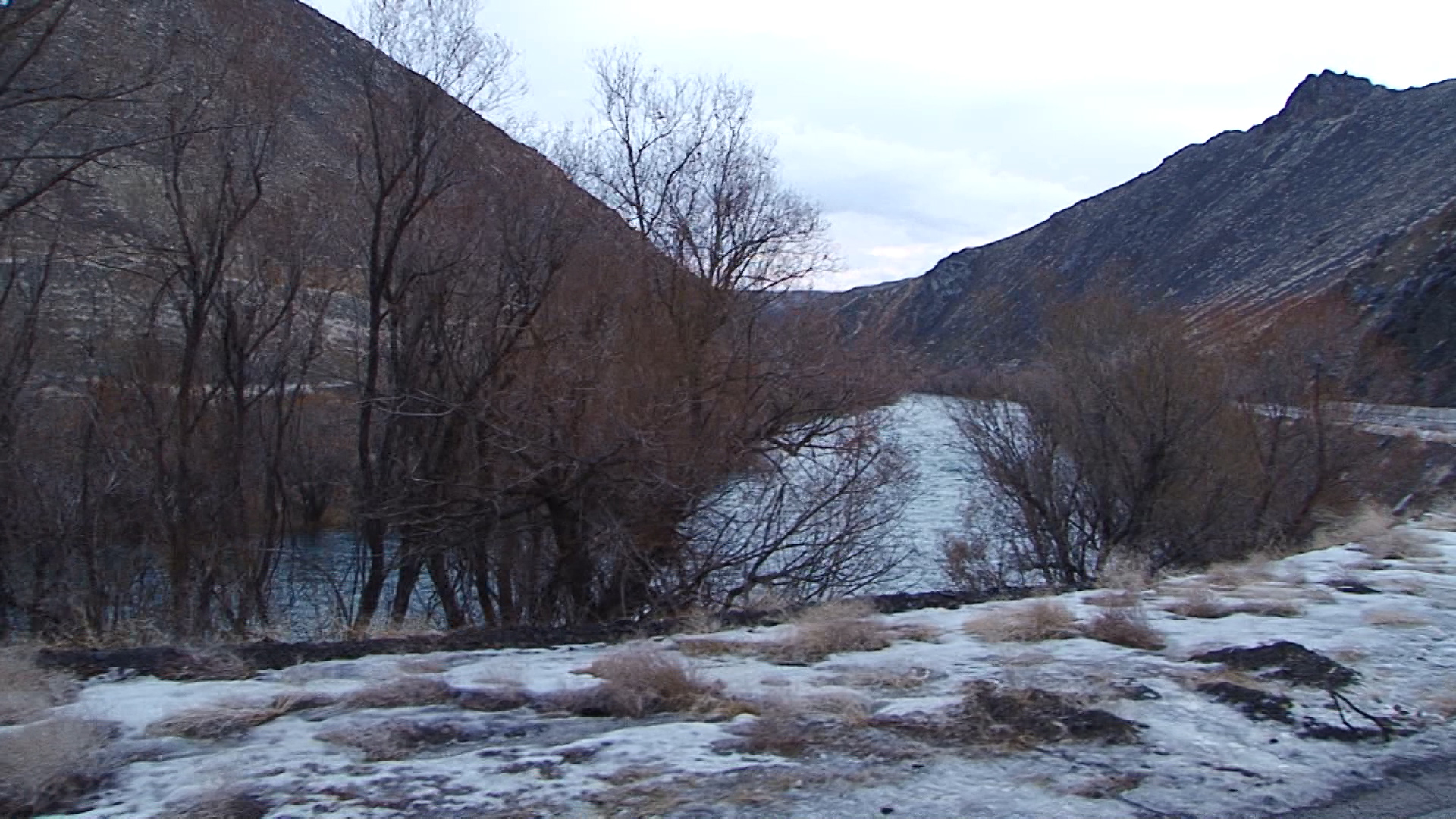 زاینده رود من کو؟(خبر در حال بارگذاری) زاینده رود من کو؟(خبر در حال بارگذاری)