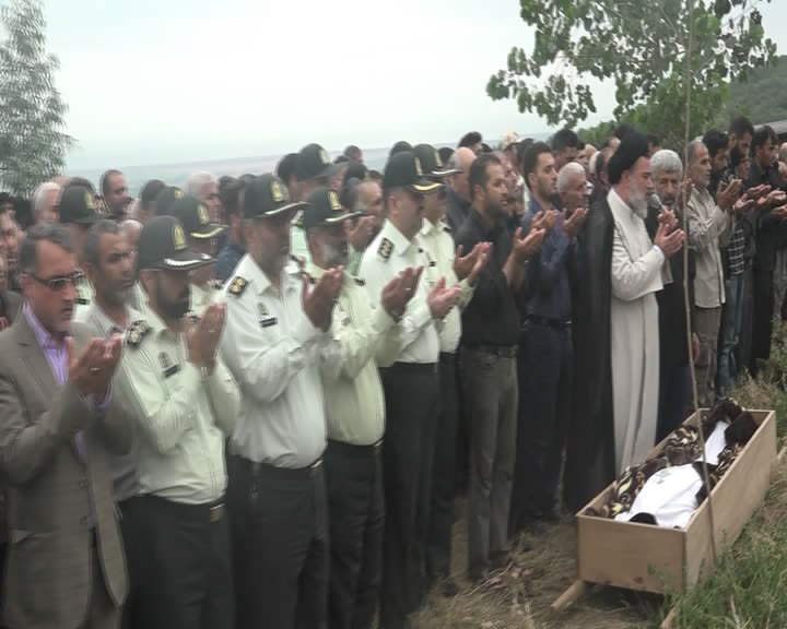 تشییع پیکر پدر شهيد در بهشهر