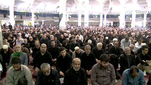 نخبگان، در زمین دشمن بازی نکنند