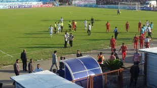 ادامه بازی ملوان- سپیدرود و پایان مسابقه در نیمه اول