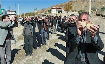 شور حسینی در آیین های مختلف عزاداری مردم استان مرکزی