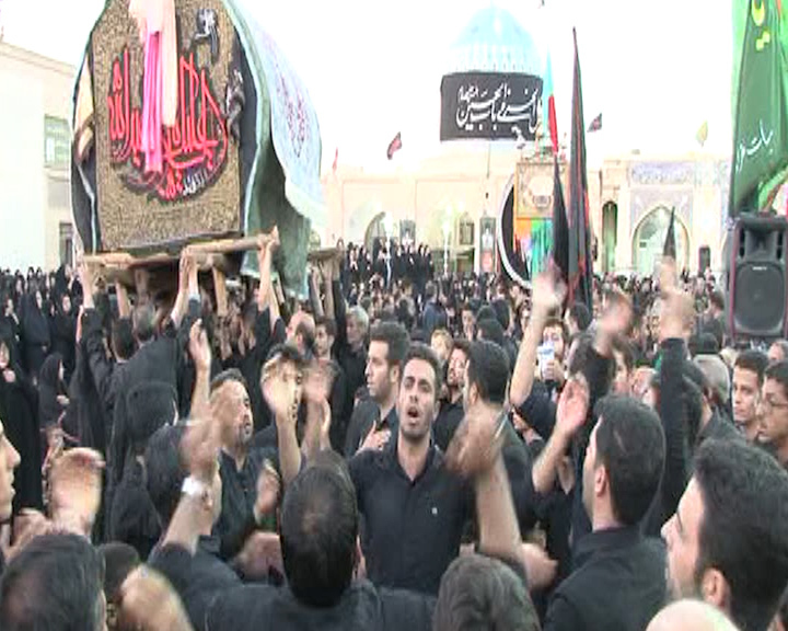 آیین نخل گردانی هیئتهای عزاداری سنتی آیین نخل گردانی هیئتهای عزاداری سنتی