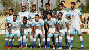 دیدار ملوان انزلی با گل گهر سیرجان