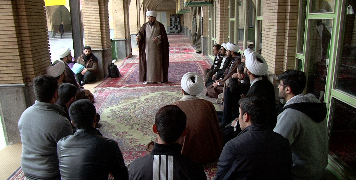 اعزام 22 روحانی و طلبه به لرستان