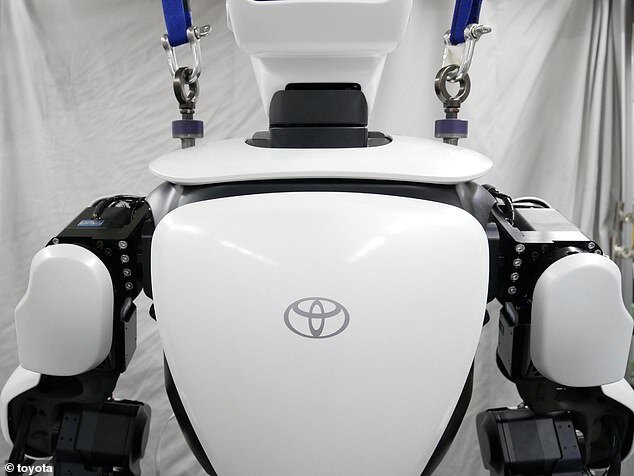 رونمائي از نسخه جدید ربات انسان‌نمای تويوتا