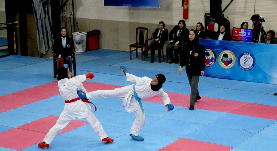 بانوان کاراته کا جمعه بر روی تاتامی نیم فصل