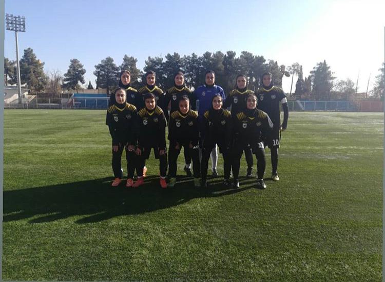 آذرخش بدنبال شکست ذوب آهن