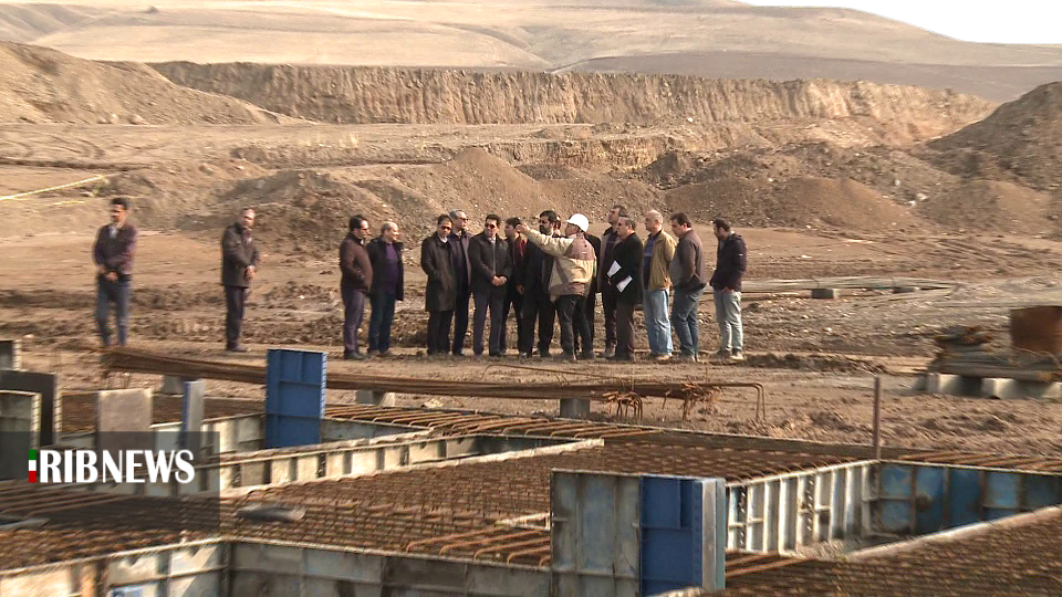 بازدید استاندار اردبیل از طرح راه اهن اردبیل وابراز رضایت از روند اجرای این طرح