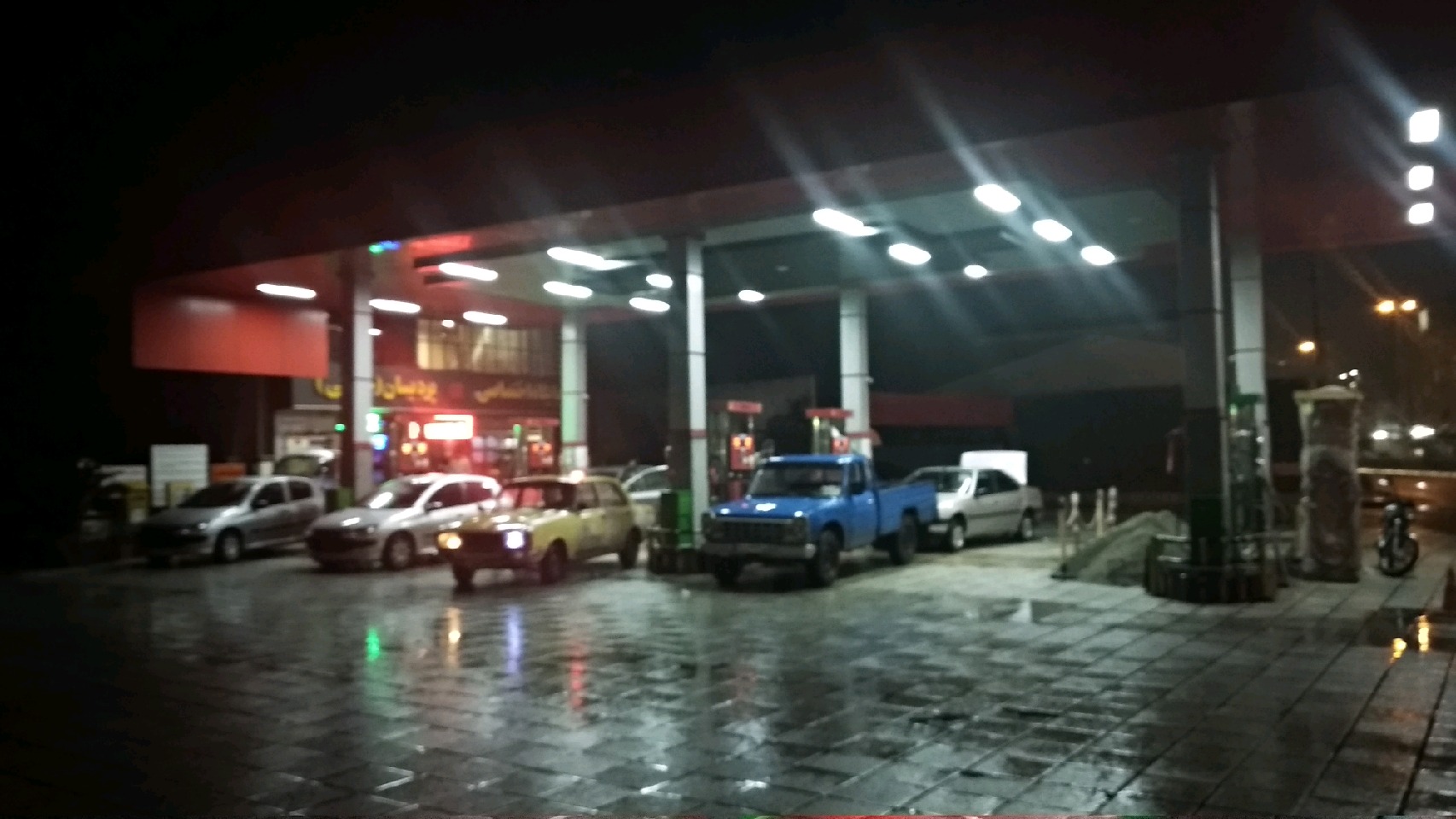 شرایط عادی در جایگاه های سوخت