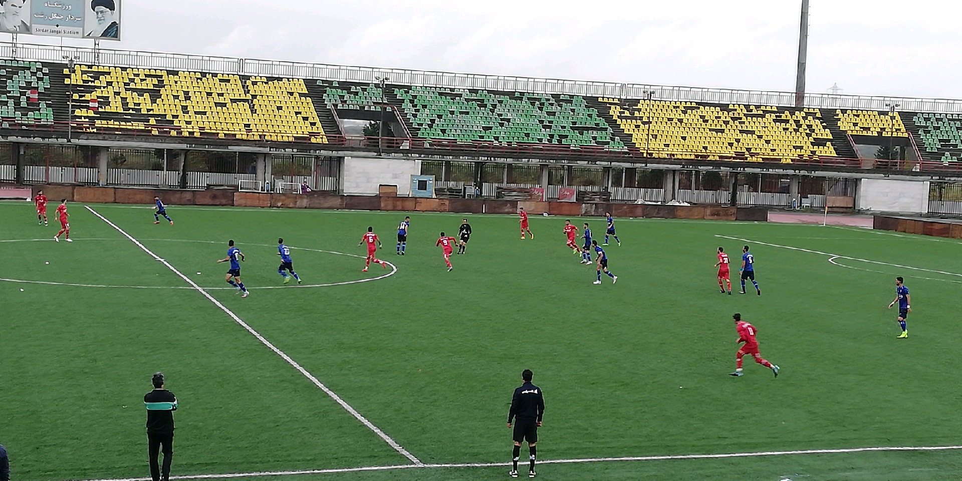 تیم فوتبال داماش گیلان برنده شهرآورد