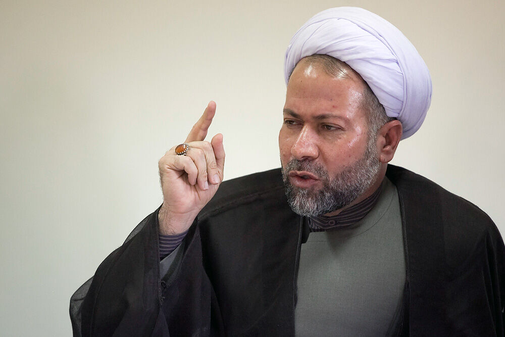 مردم بهترین حامی و پشتیبان انقلابند مردم بهترین حامی و پشتیبان انقلابند