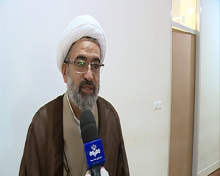 حوزویان دوشادوش مردم و مسئولان برای مقابله با کرونا