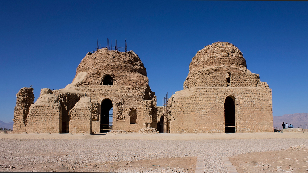 شناسایی و حفاظت از آثار تاریخی شهرستان سروستان