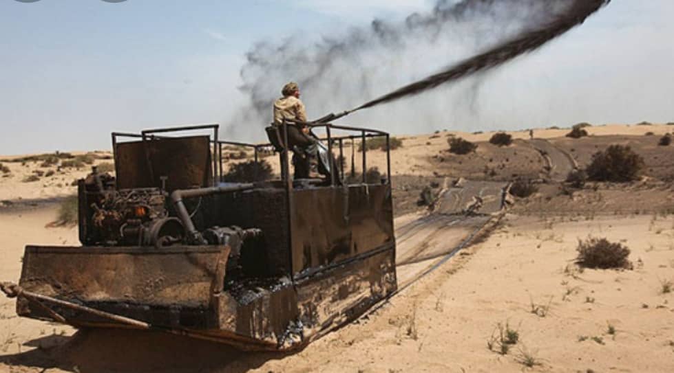 ردای سیاه ، رختی نازیبا بر شانه دشت های خوزستان 