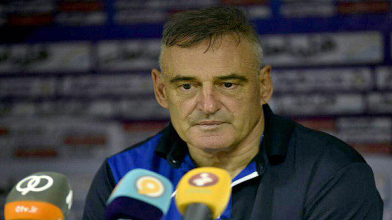 هنوز به ذوب آهن مسلط نیستم