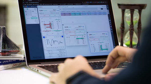 بورس درآمد اول و شغل دوم مردم روستای مال ملا