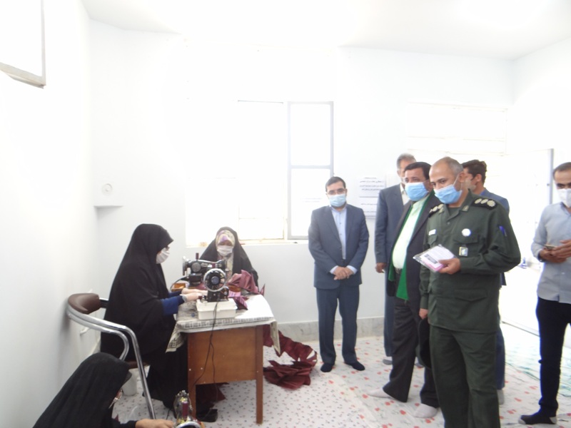 اجرای طرح  خانه به خانه توزیع ماسک در شهر انابد