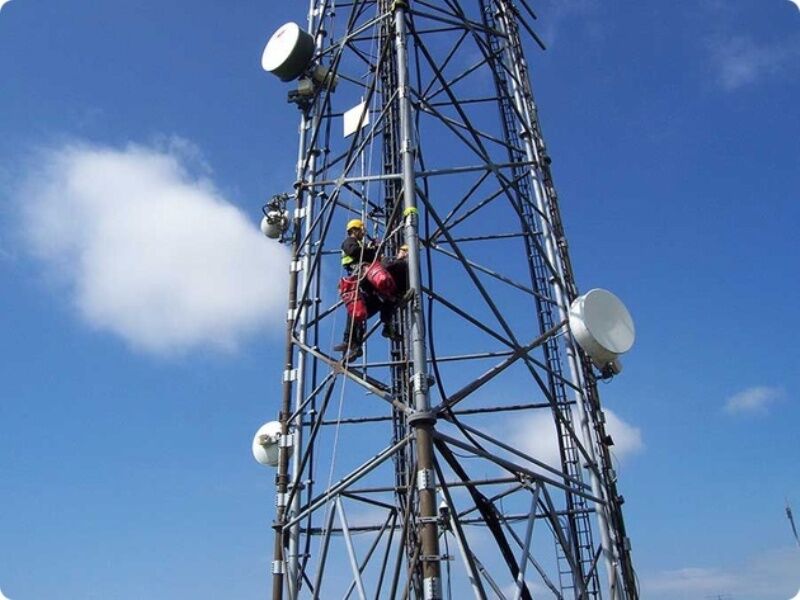 راه اندازی ششمین سامانه BTS تلفن همراه در شهر یزد راه اندازی ششمین سامانه BTS تلفن همراه در شهر یزد