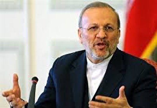 احزاب خودشان را جدی نمی‌گیرند