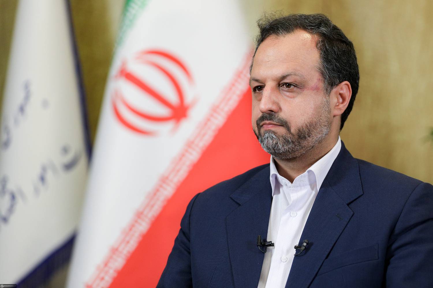 وزیر اقتصاد: آحاد مردم در نظارت و مدیریت اقتصادی مشارکت خواهند داشت وزیر اقتصاد: آحاد مردم در نظارت و مدیریت اقتصادی مشارکت خواهند داشت