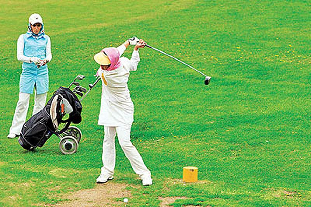 آیلند تهران قهرمان لیگ گلف بانوان کشور شد آیلند تهران قهرمان لیگ گلف بانوان کشور شد