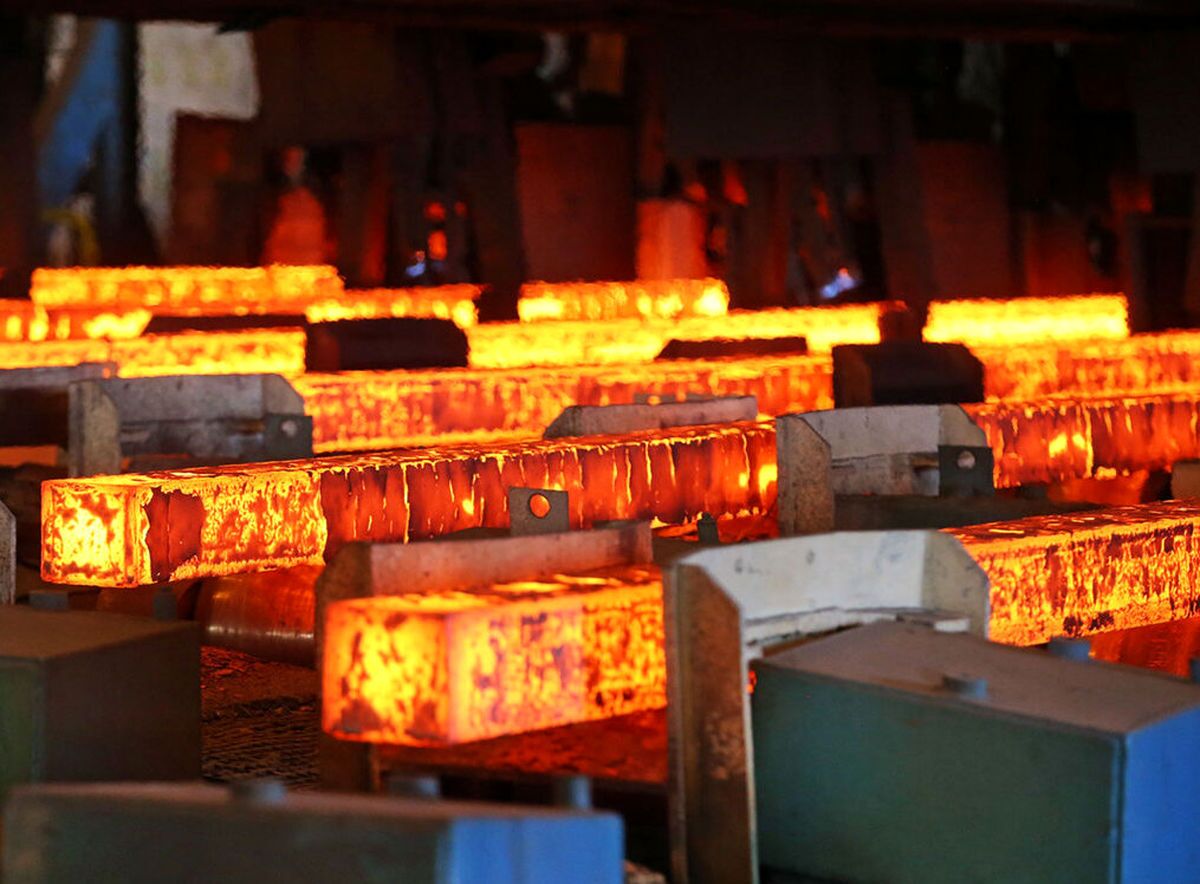 *  افزایش ۷.۲ درصدی تولید فولاد خام ایران