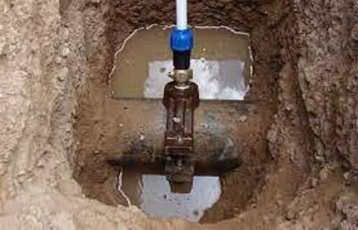 تداوم جمعآوری انشعابات غیرمجاز آب در ارومیه تداوم جمعآوری انشعابات غیرمجاز آب در ارومیه