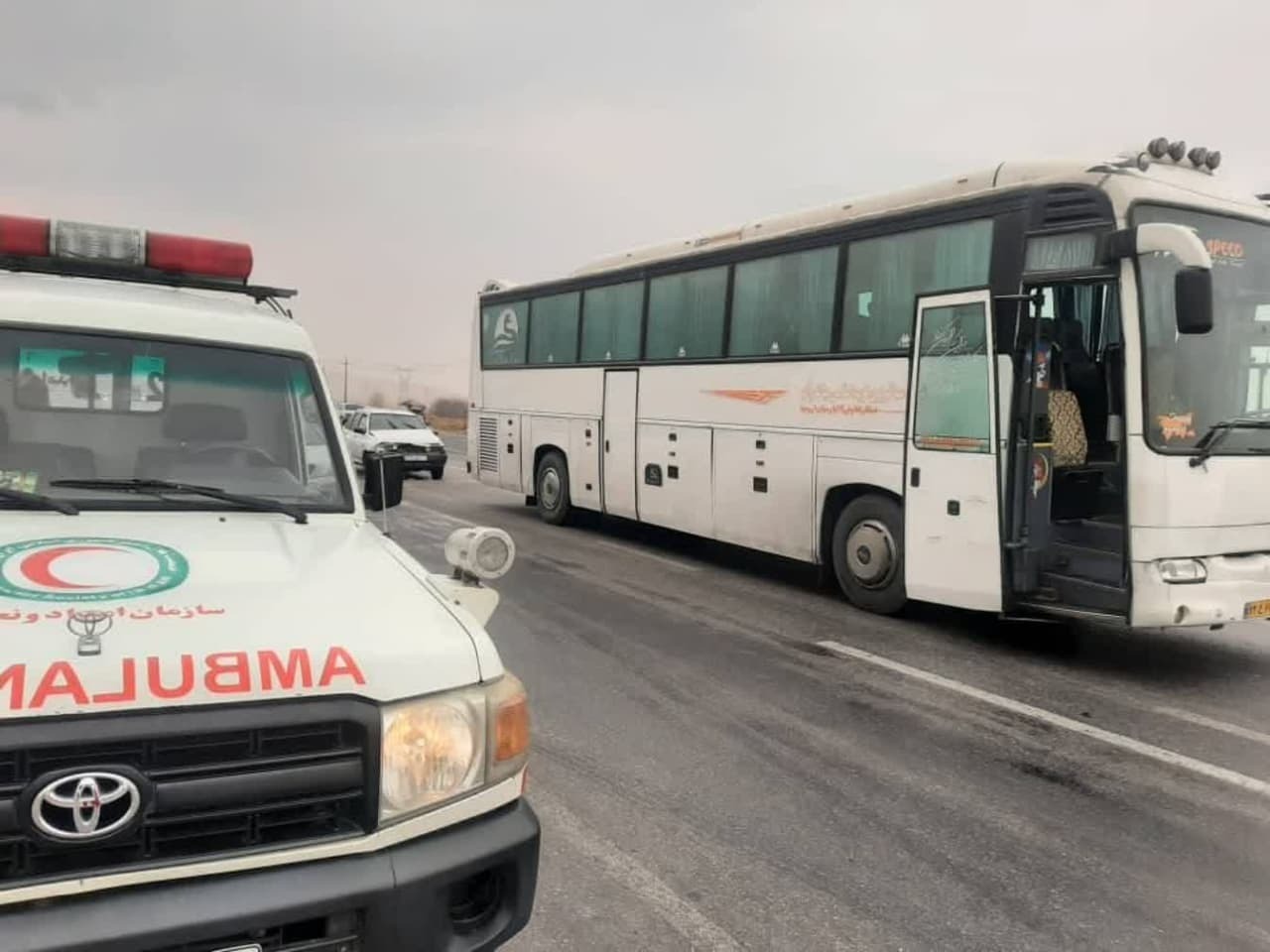 یک کشته بر اثر تصادف اتوبوس و پراید در مهاباد