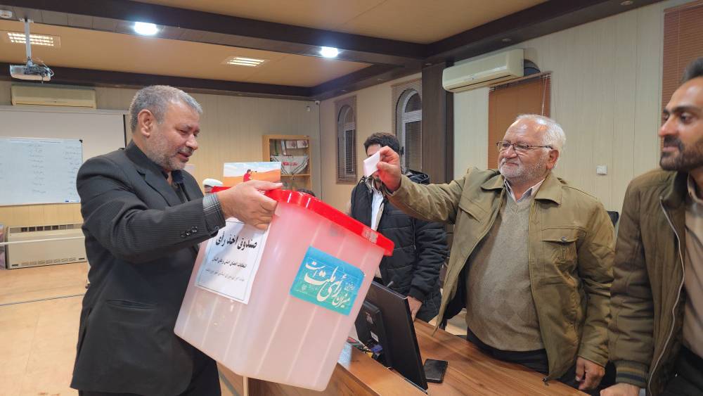 معرفی اعضای هیئت اجرایی انتخابات شوراهای اسلامی معرفی اعضای هیئت اجرایی انتخابات شوراهای اسلامی