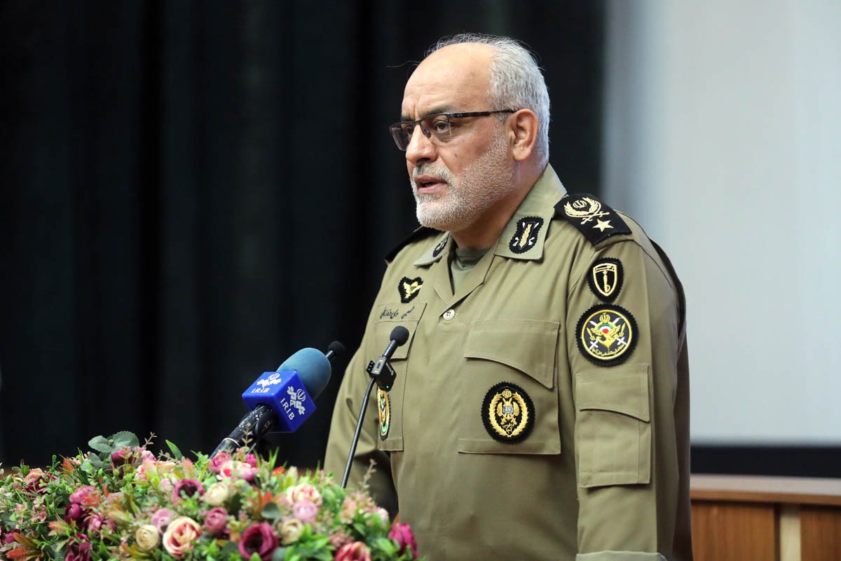 فرماندهان آینده باید سختیهای آموزش را کاملا لمس کنند فرماندهان آینده باید سختیهای آموزش را کاملا لمس کنند