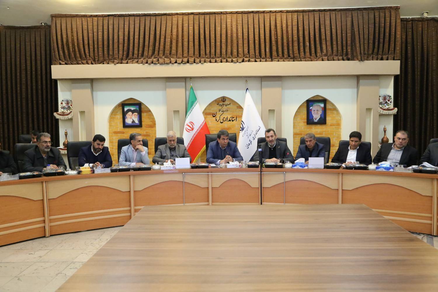 اجرای برنامه هفتم توسعه با واگذاری پروانه‌های اکتشافی در بورس کالا