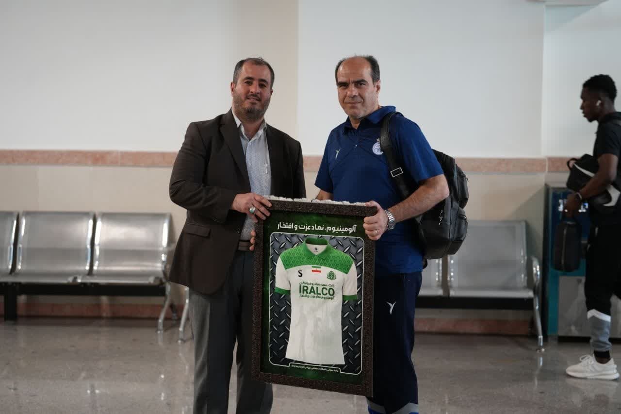 استقبال باشگاه آلومینیوم از فینالیستهای حذفی استقبال باشگاه آلومینیوم از فینالیستهای حذفی