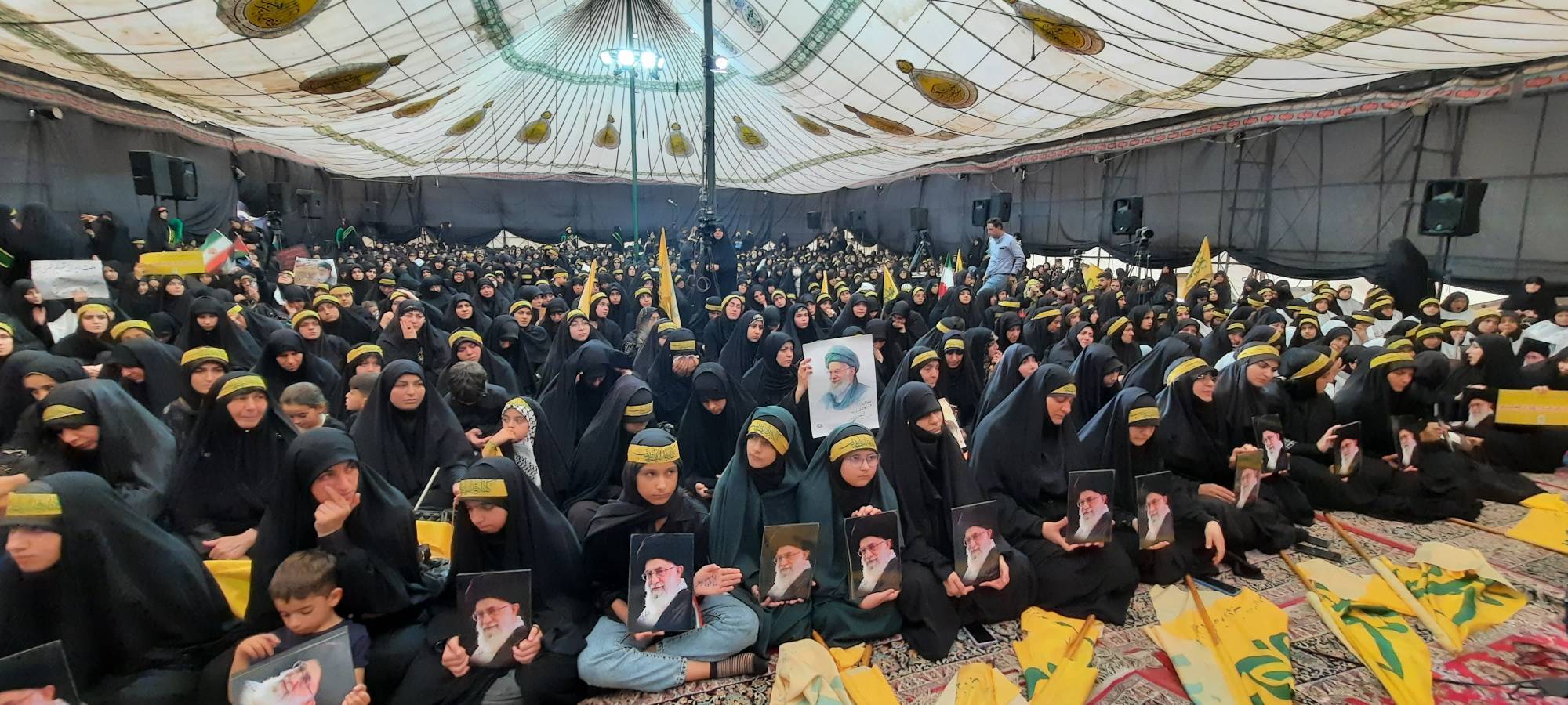 برگزاری اجتماع بانوان رهروان زینبی در کرج