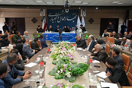 تاکید وزیر راه و شهرسازی بر تکمیل خدمات روبنایی و زیربنایی مسکن در چهارمحال و بختیاری