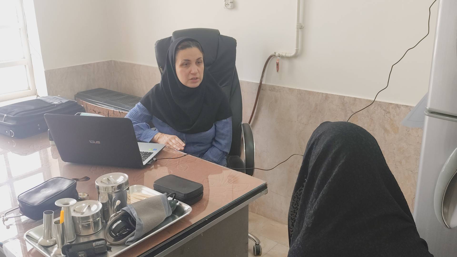 ارائه خدمات رایگان سلامت به بیماران روستای دهدق