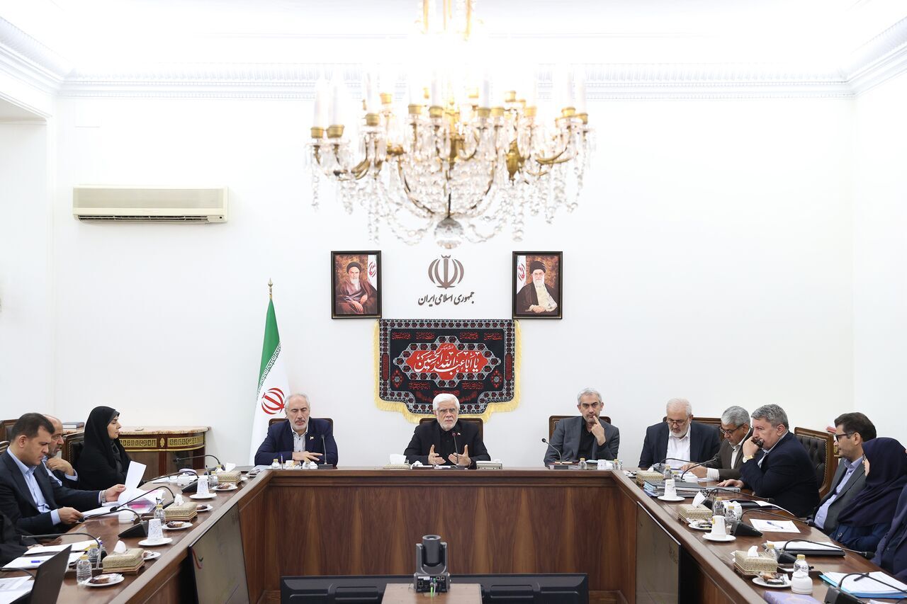 تصویب طرح ضربتی افزایش ۲۵۰ هزار بشکه در روز تولید نفت خام