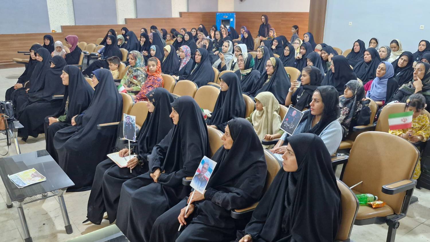 برگزاری همایش دورهمی مادردختری در بیضا