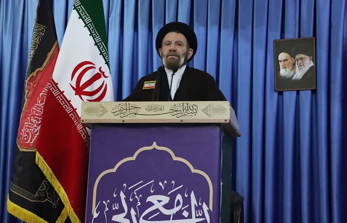 وحدت و اتحاد رمز موفقیت ملت ایران در بحرانها امام جمعه خرم آباد وحدت، اتحاد و همدلی را رمز موفقیت ملت ایران در همه بحرانها و شرایط سخت دانست و تأکید کرد: دشمنان بدانند مردم ایران از هیچ میدانی و هیچ صحنهای عقبنشینی نخواهند کرد. وحدت و اتحاد رمز موفقیت ملت ایران در بحرانها امام جمعه خرم آباد وحدت، اتحاد و همدلی را رمز موفقیت ملت ایران در همه بحرانها و شرایط سخت دانست و تأکید کرد: دشمنان بدانند مردم ایران از هیچ میدانی و هیچ صحنهای عقبنشینی نخواهند کرد.