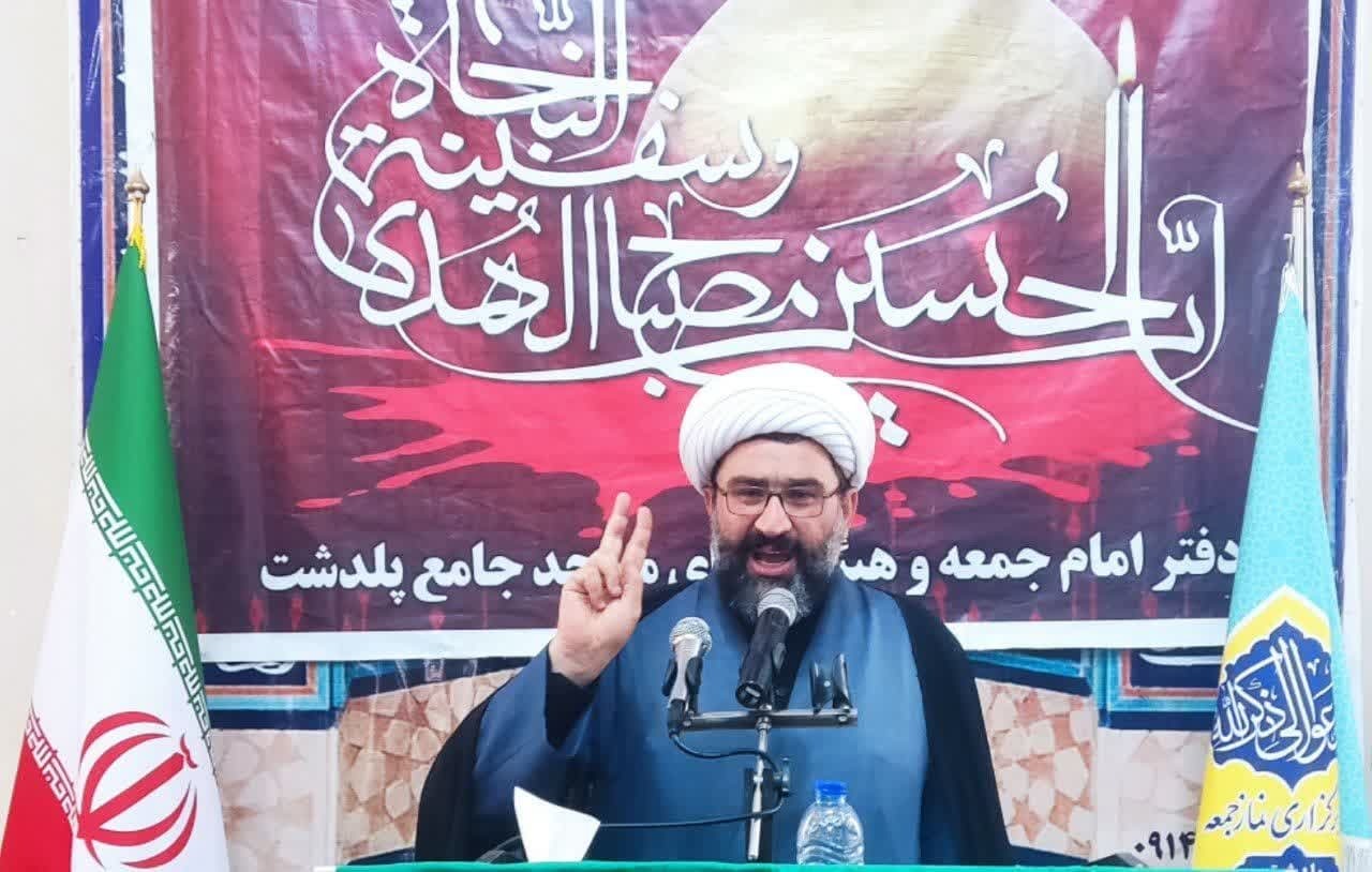 تاکید امام‌جمعه پلدشت برلزوم حفظ وحدت در جامعه