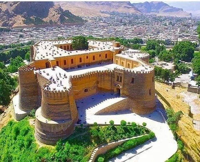 جابجایی پادگان سپاه از مجاورت قلعه فلک الافلاک، پاییز امسال جابجایی پادگان سپاه از مجاورت قلعه فلک الافلاک، پاییز امسال