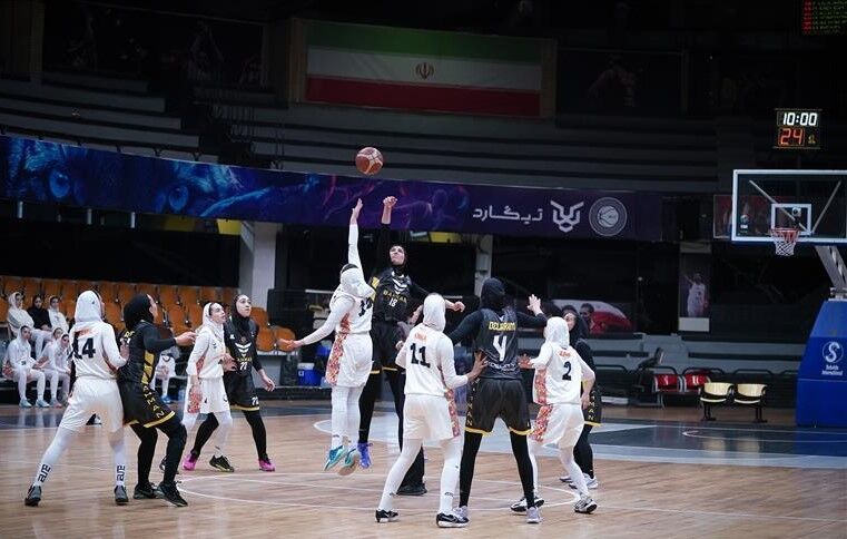 پیروزی بانوان بسکتبال پالایش نفت آبادان مقابل آکادمی نیکا پیروزی بانوان بسکتبال پالایش نفت آبادان مقابل آکادمی نیکا