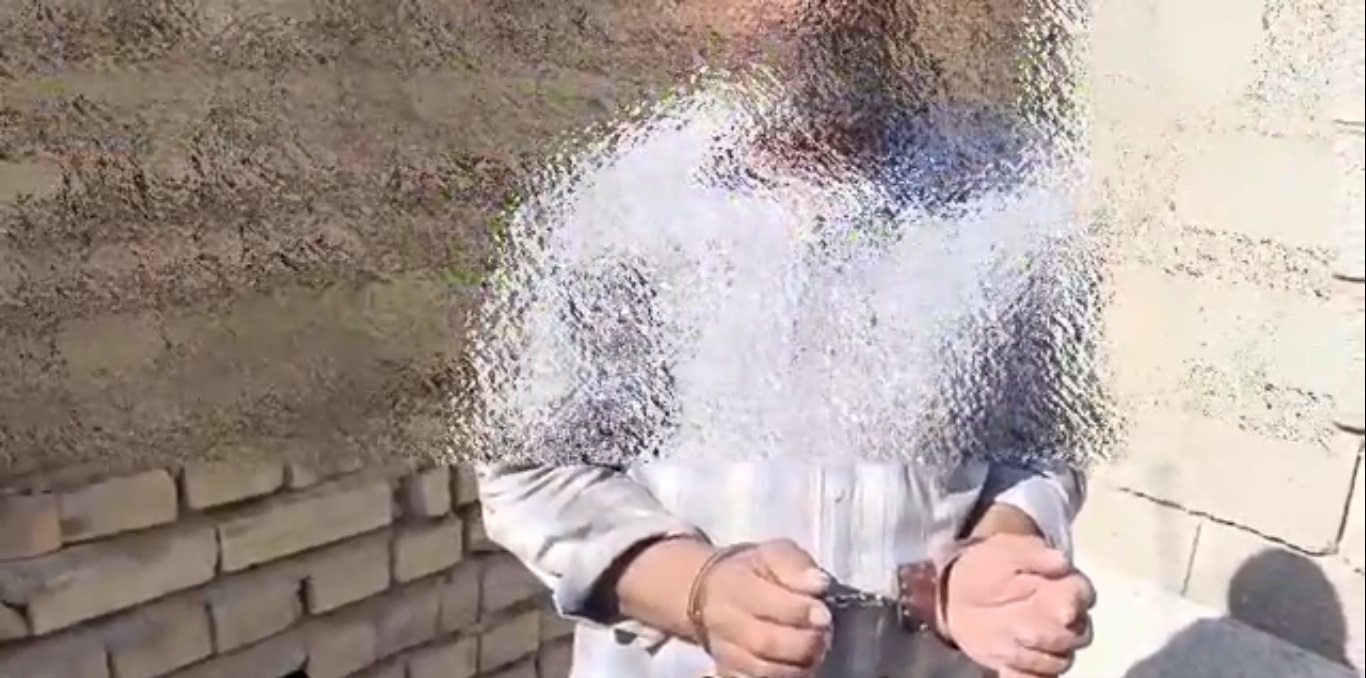 دستگیری عامل تعدی به پیرمردی در آبادان دستگیری عامل تعدی به پیرمردی در آبادان