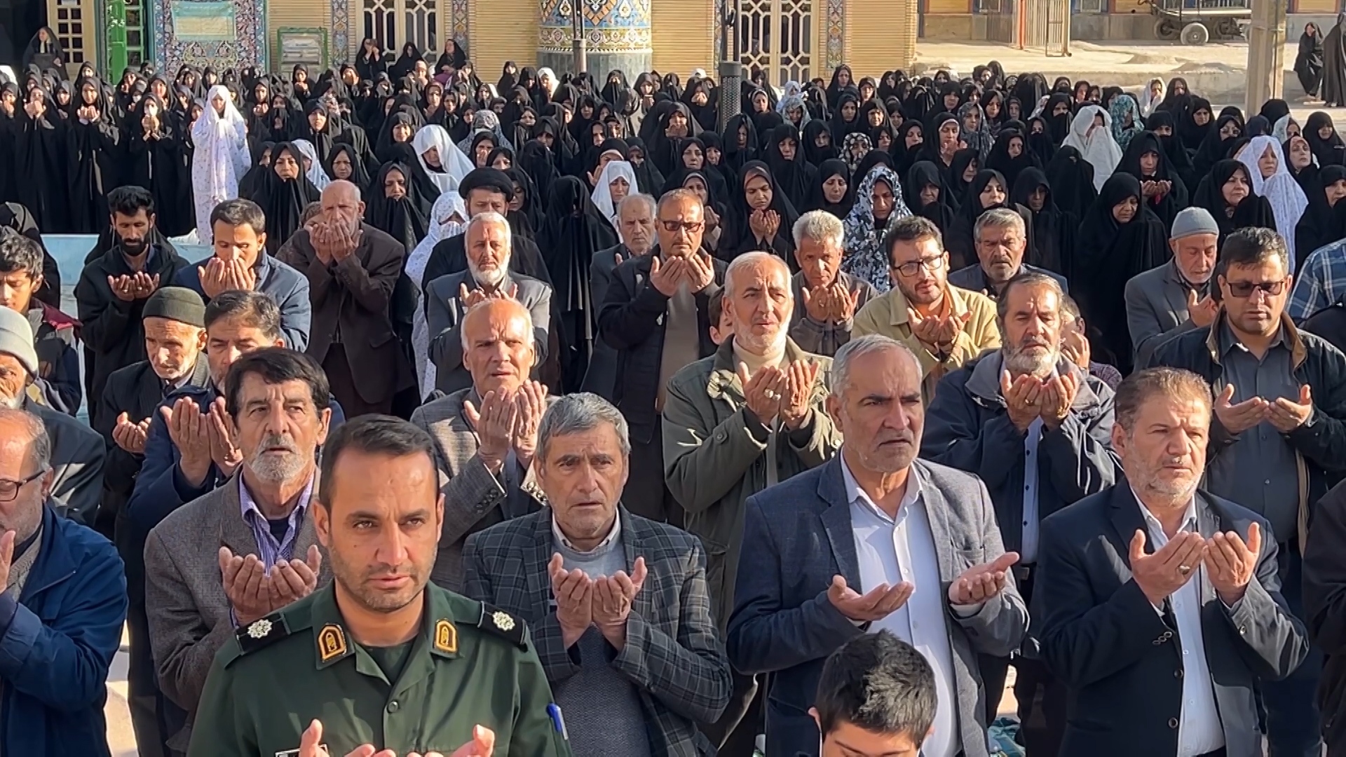 اقامه نماز باران در شهرستان‌های استان فارس