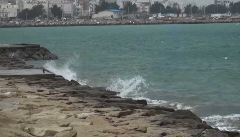 خلیج فارس همچنان مواج و متلاطم خلیج فارس همچنان مواج و متلاطم