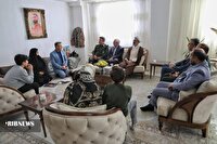 دیدار با خانواده شهدا موجب عزت و افتخار است 