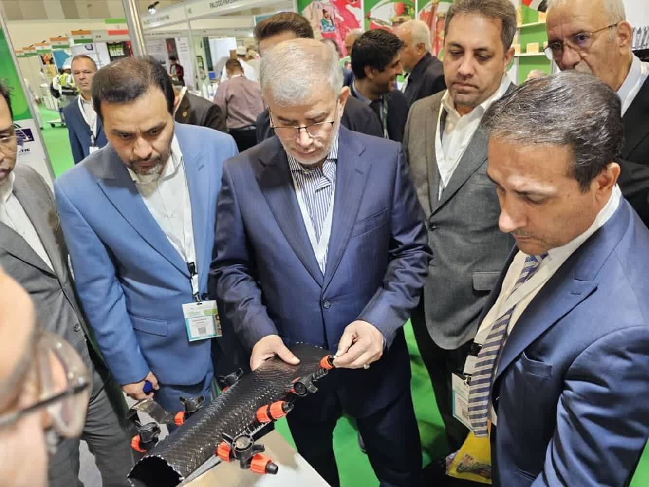 تقویت دیپلماسی اقتصادی البرز و عمان