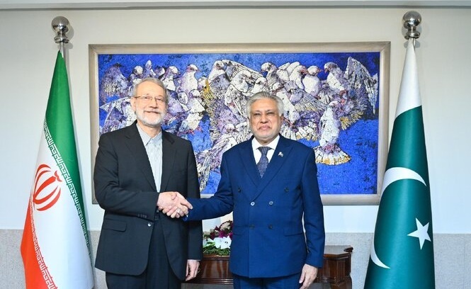 با لاریجانی درباره روابط دوجانبه و مسائل منطقه گفتگو کردیم با لاریجانی درباره روابط دوجانبه و مسائل منطقه گفتگو کردیم