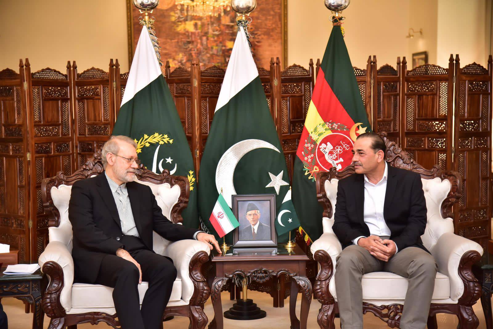 تاکید ایران و پاکستان بر توسعه‌ی همکارهای امنیتی